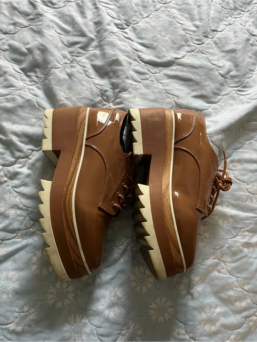 ALDO Women’s Brown Lace-Up Oxford Shoes
